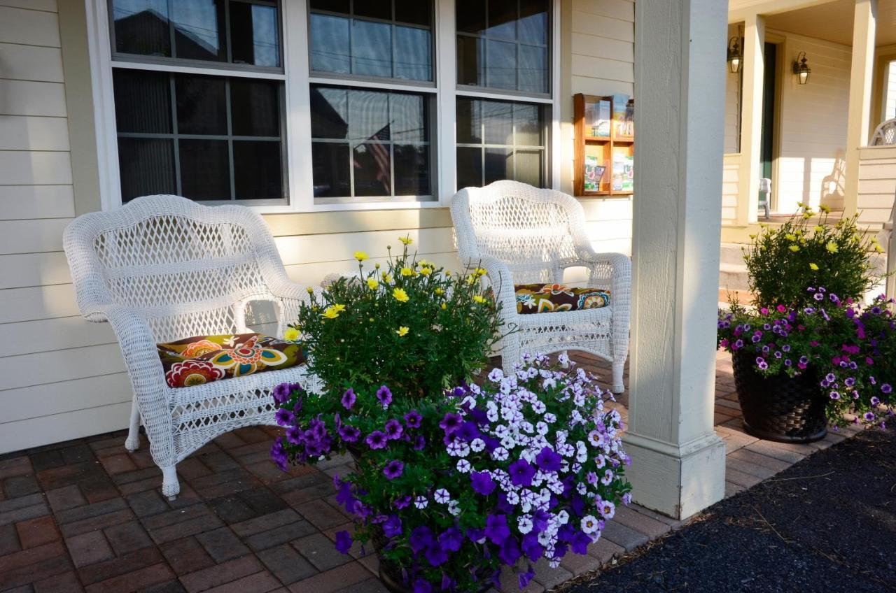 Skaneateles Suites Екстериор снимка