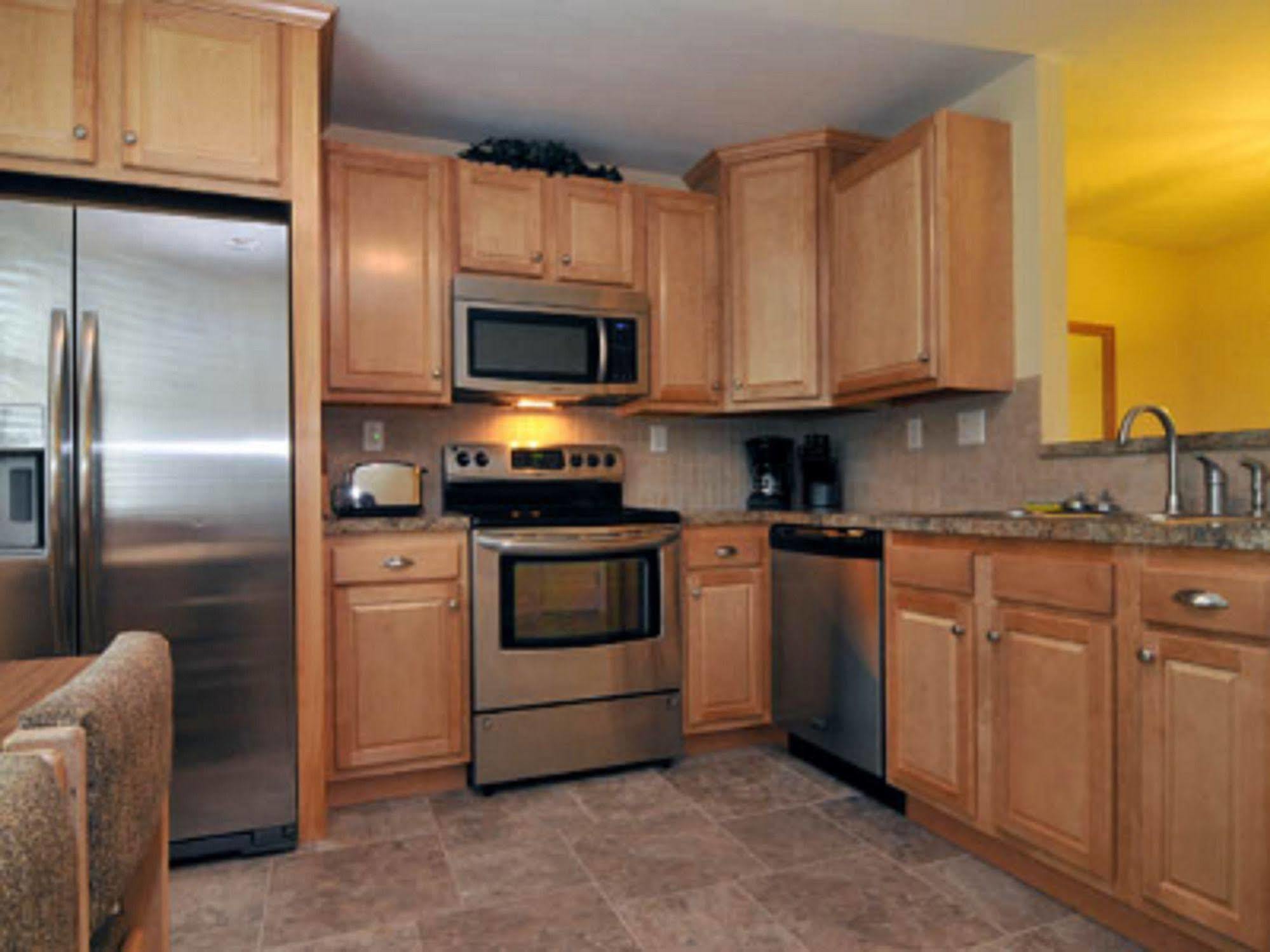 Skaneateles Suites Екстериор снимка